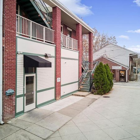 Апартаменты Lou Lou Lofts Луисвилл Экстерьер фото