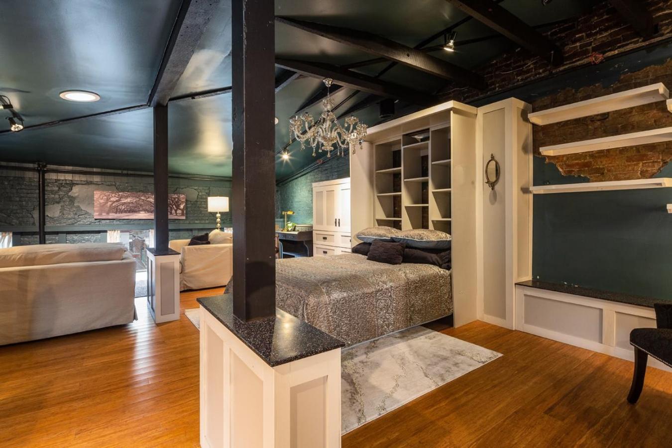 Апартаменты Lou Lou Lofts Луисвилл Экстерьер фото
